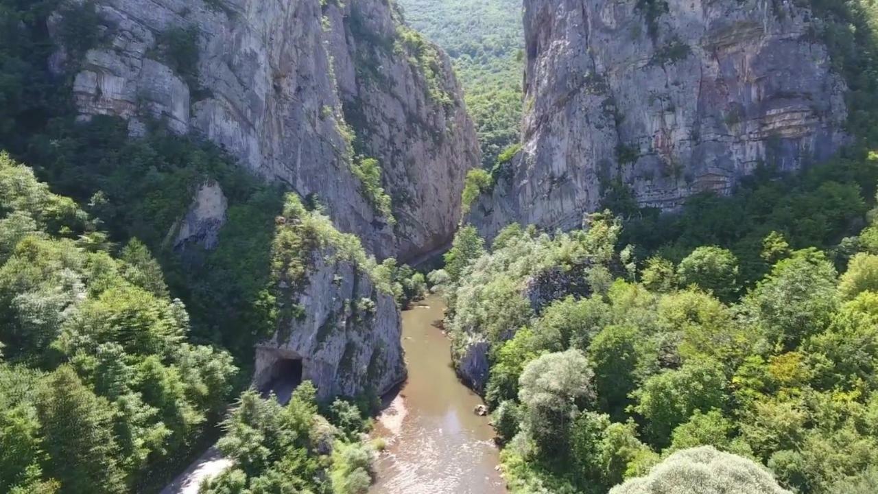 فندق Juzni Vetar Trnski Odorovci المظهر الخارجي الصورة